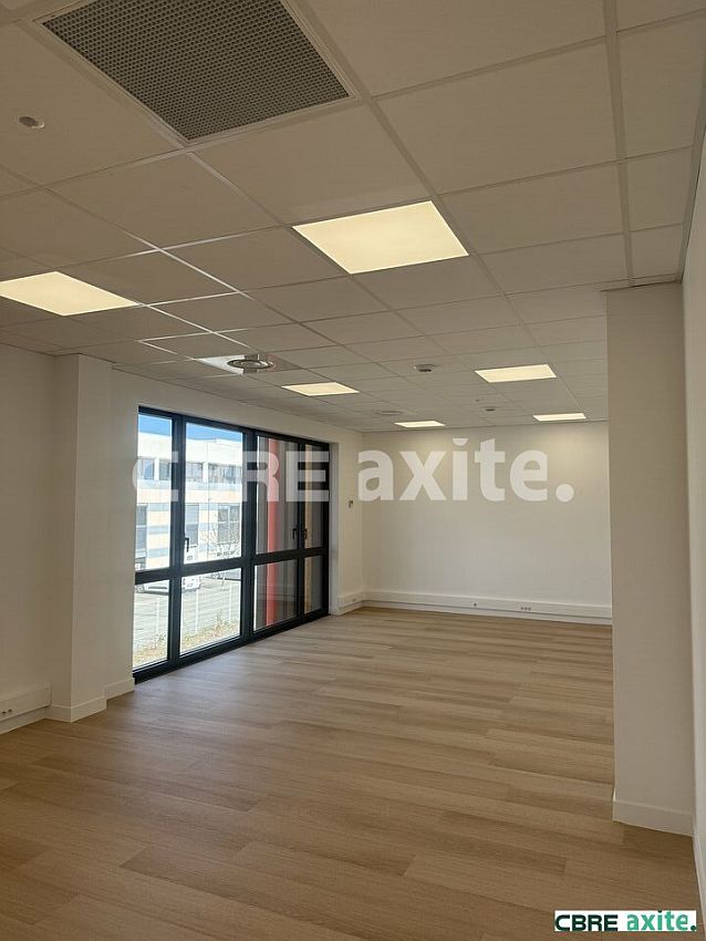 Local d'activités Location 38070 SAINT QUENTIN FALLAVIER