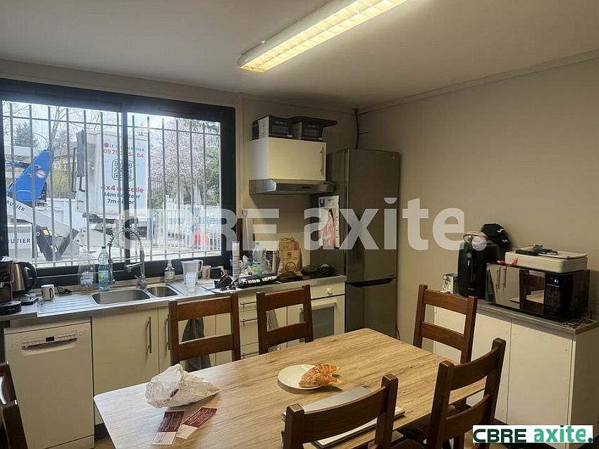 Local d'activités Location 38300 BOURGOIN JALLIEU