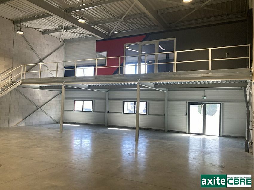 Local d'activités Location 38500 VOIRON