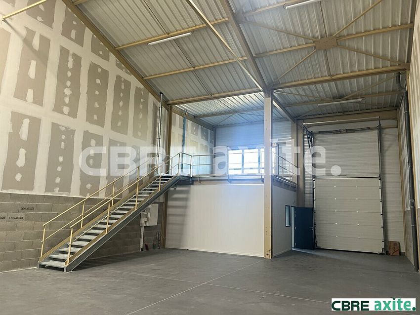 Local d'activités Location 38300 BOURGOIN JALLIEU