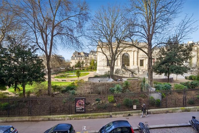 Bureau Location 75116 PARIS 4 RUE DE GALLIERA