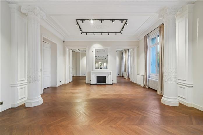 Bureau Location 75116 PARIS 4 RUE DE GALLIERA