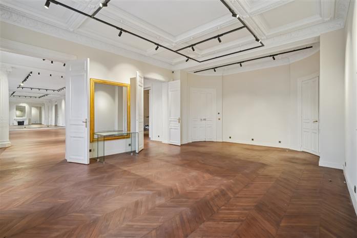 Bureau Location 75116 PARIS 4 RUE DE GALLIERA