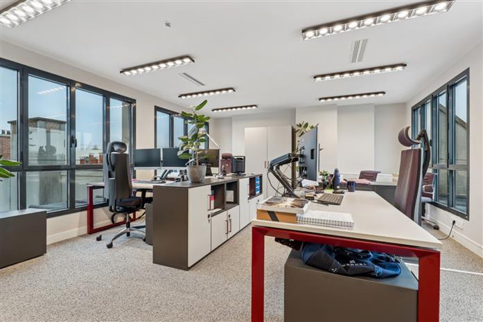 Bureau Location 75008 PARIS 1-5 RUE PAUL CEZANNE
