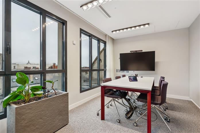 Bureau Location 75008 PARIS 1-5 RUE PAUL CEZANNE