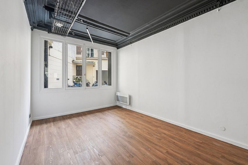 Bureau Location 75008 PARIS 37-39 RUE DE LA BIENFAISANCE