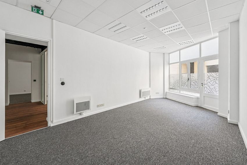 Bureau Location 75008 PARIS 37-39 RUE DE LA BIENFAISANCE