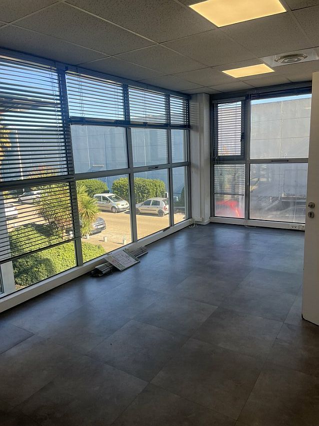 Chargement de l'image...