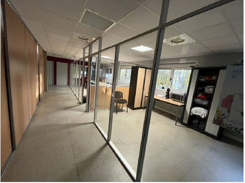 Local d'activités Location 30660 GALLARGUES LE MONTUEUX