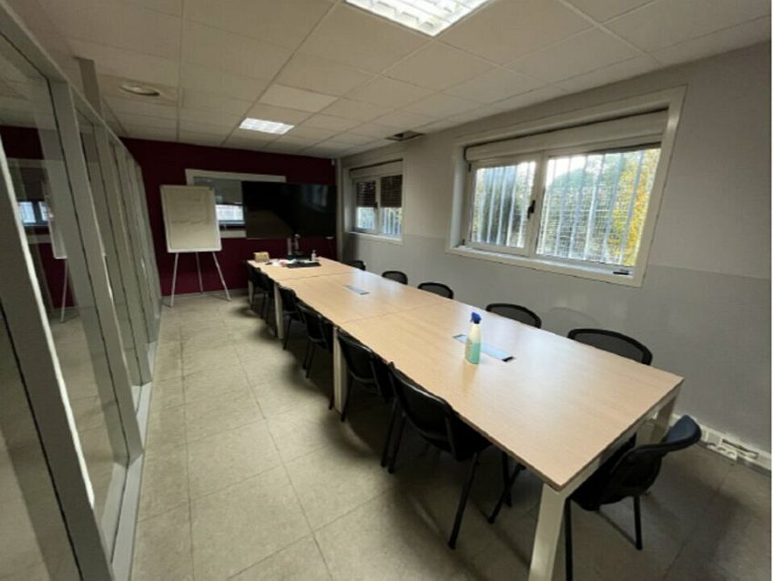 Local d'activités Location 30660 GALLARGUES LE MONTUEUX