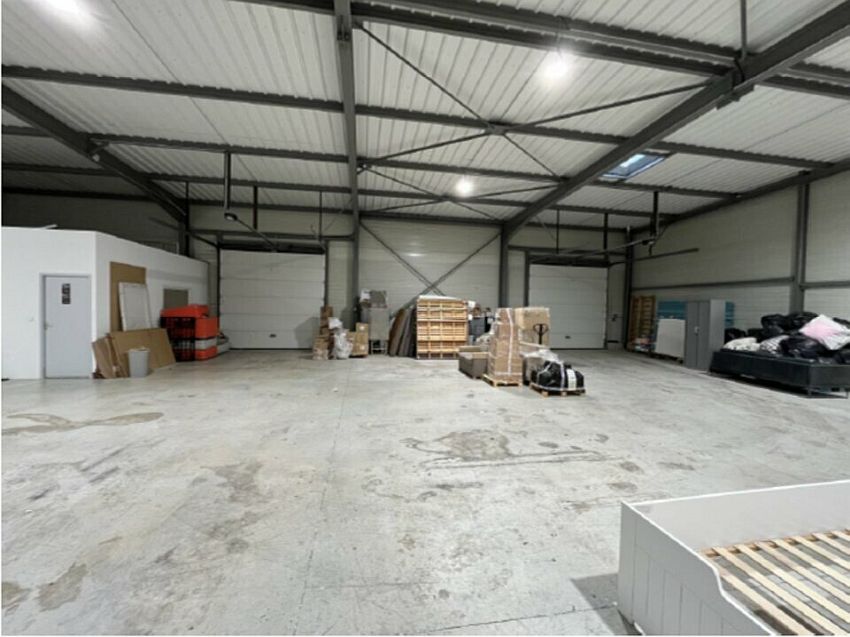 Local d'activités Location 30660 GALLARGUES LE MONTUEUX