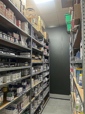 Commerce Location 30190 LA CALMETTE