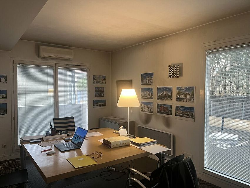 Commerce Vente 30900 NIMES