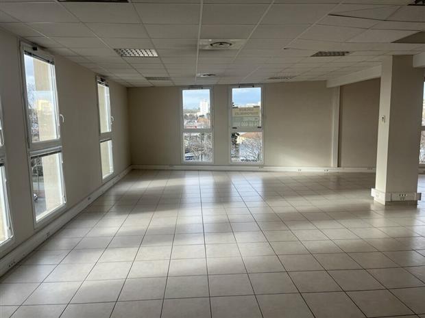 Bureau Vente 30900 NIMES