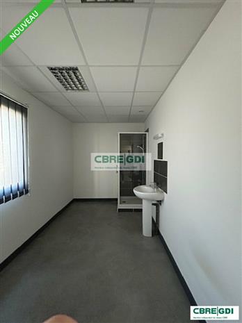 Local d'activités Location 30126 SAINT LAURENT DES ARBRES