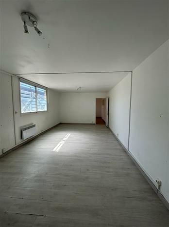 Bureau Location 84700 SORGUES