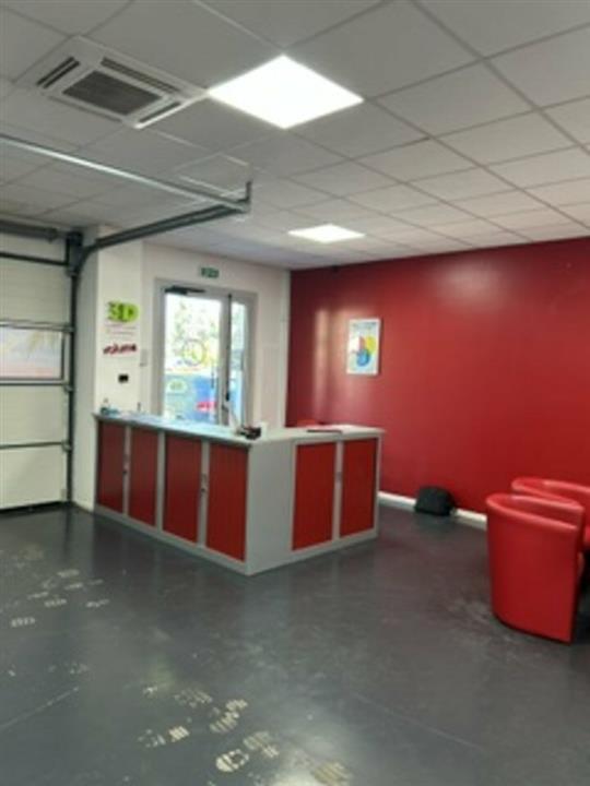 Bureau Location 84100 ORANGE