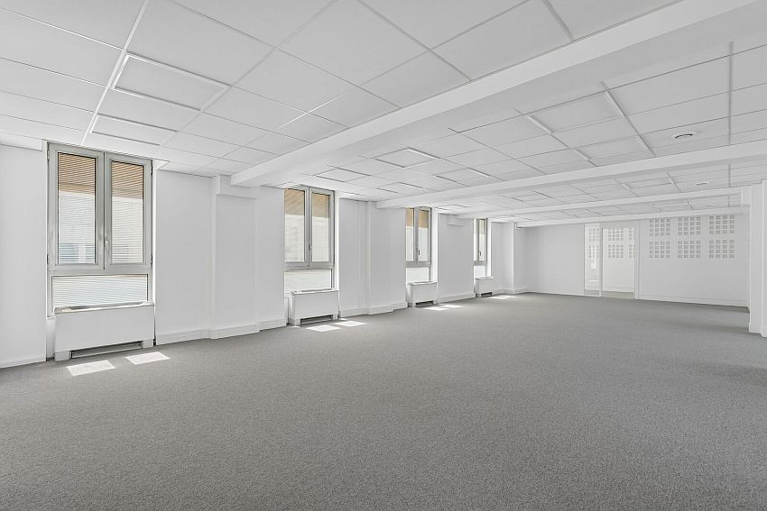 Bureau Location 75010 PARIS 45-47BIS RUE DES VINAIGRIERS