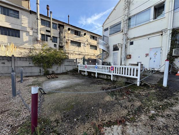 Local d'activités Location 92000 NANTERRE