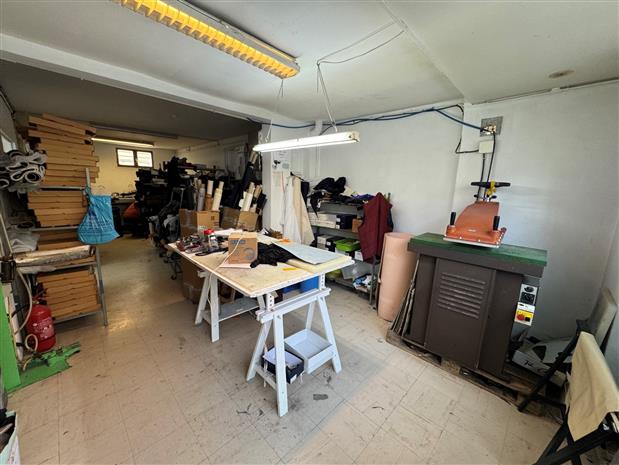 Local d'activités Location 92000 NANTERRE