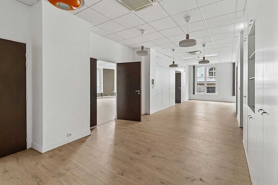Bureau Location 75009 PARIS 18-20 BOULEVARD MONTMARTRE