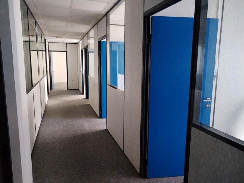 Bureau Location 13790 ROUSSET