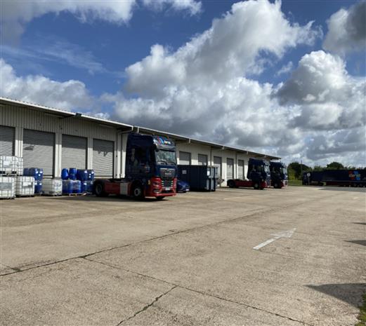 Entrepôt / Local d'activités Location 45770 SARAN