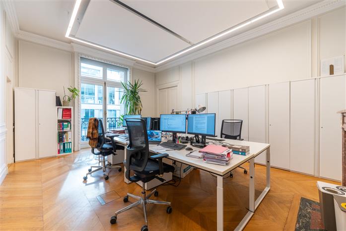 Bureau Location 75116 PARIS 9 RUE DE L'AMIRAL HAMELIN