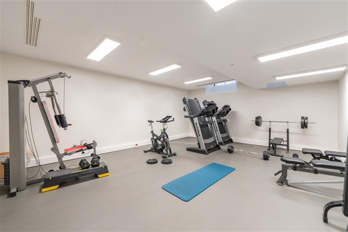 Bureau Location 75116 PARIS 9 RUE DE L'AMIRAL HAMELIN