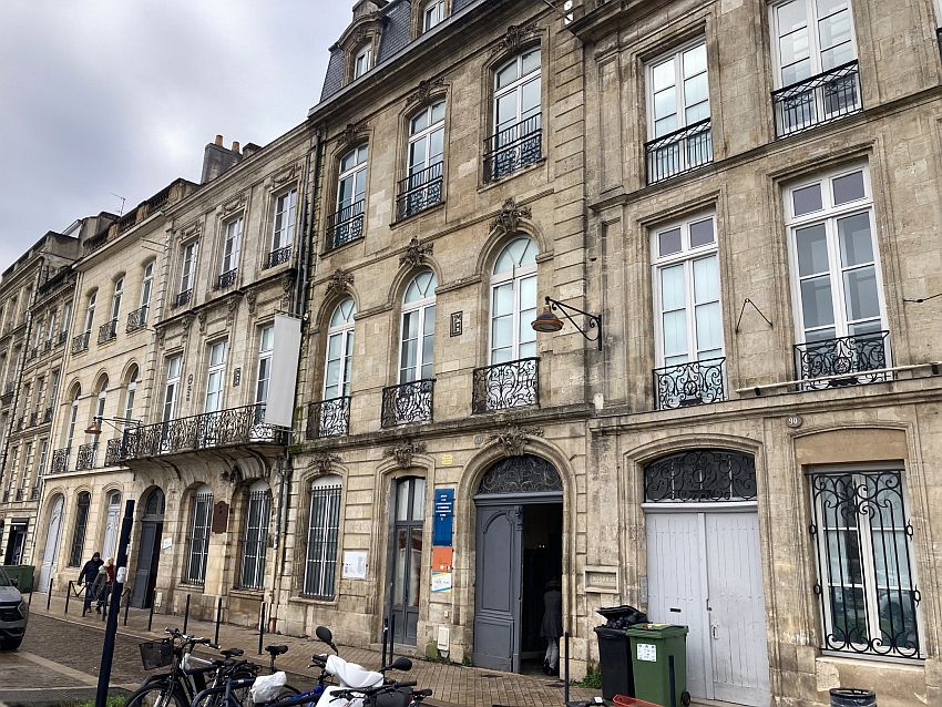 Bureau Location 33300 BORDEAUX 88-89 QUAI DES CHARTRONS