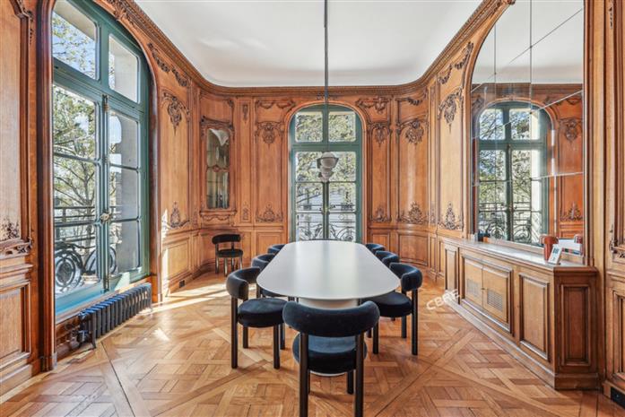 Bureau Location 75008 PARIS 43 AVENUE DE FRIEDLAND