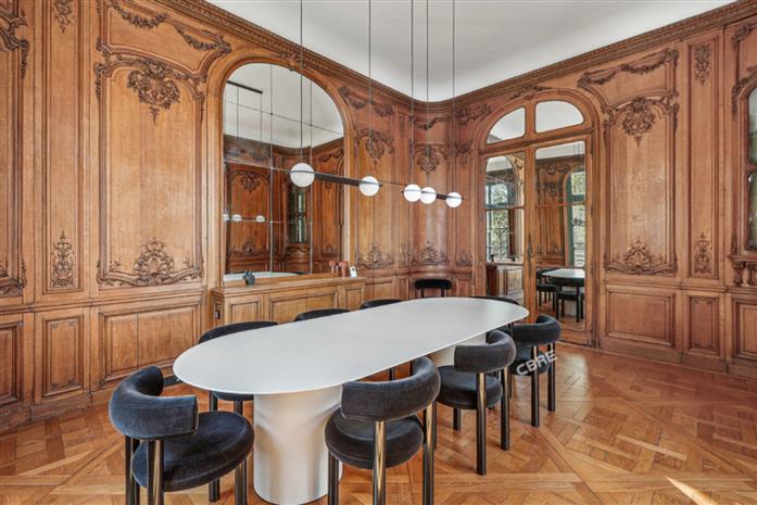 Bureau Location 75008 PARIS 43 AVENUE DE FRIEDLAND