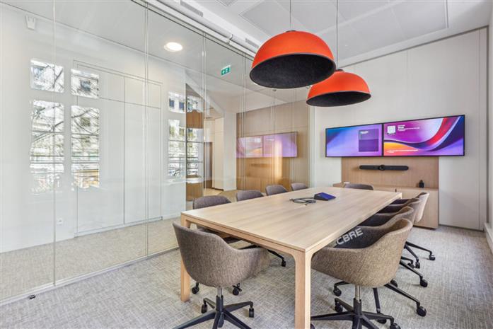 Bureau Location 75008 PARIS 43 AVENUE DE FRIEDLAND