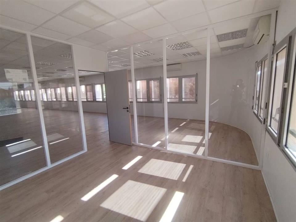 Bureau Location 13127 VITROLLES