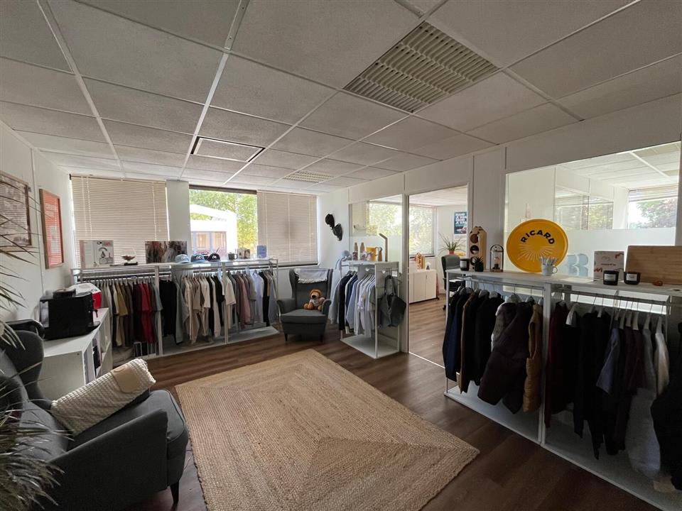 Bureau Location 33170 GRADIGNAN  AVENUE DE L'HIPPODROME