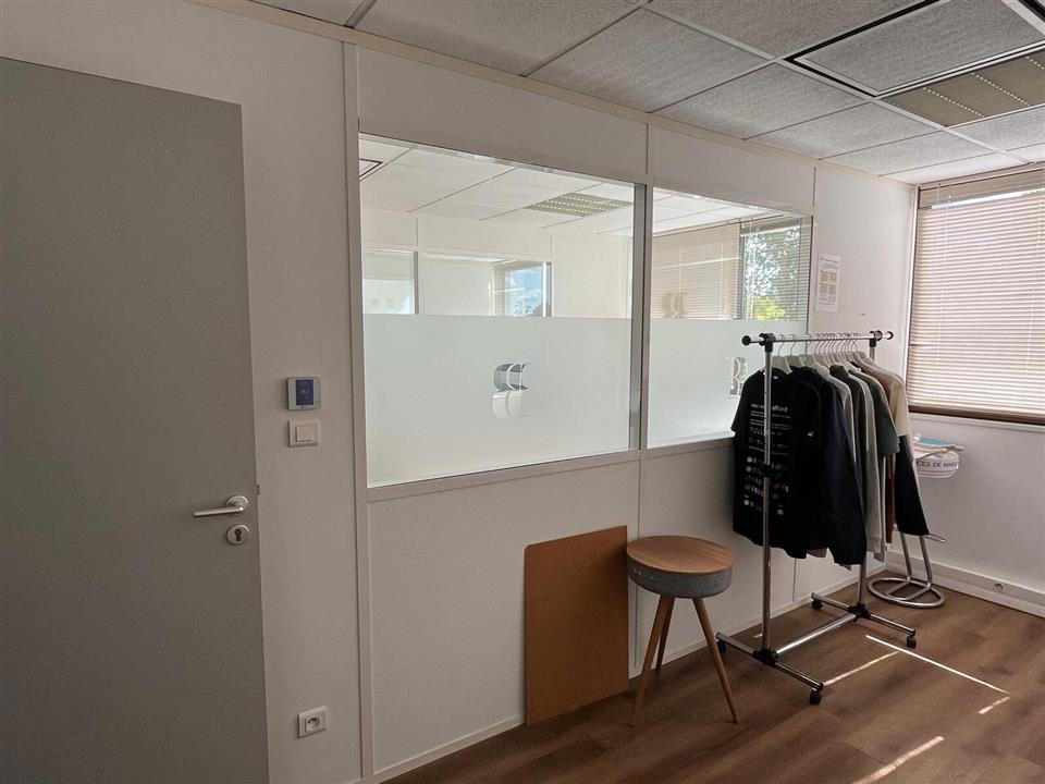 Bureau Location 33170 GRADIGNAN  AVENUE DE L'HIPPODROME