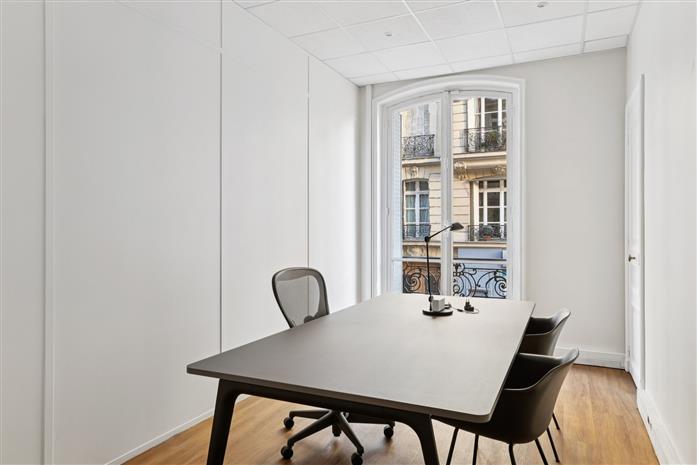 Bureau Location 75007 PARIS 16 RUE DUPONT DES LOGES