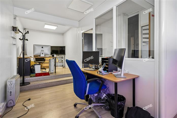 Local d'activités Location 94240 L'HAY LES ROSES