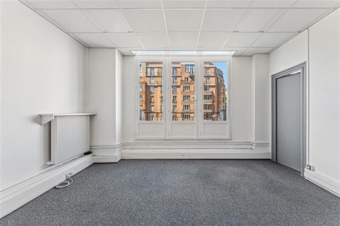 Bureau Location 75017 PARIS 35 BOULEVARD BERTHIER