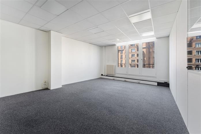 Bureau Location 75017 PARIS 35 BOULEVARD BERTHIER
