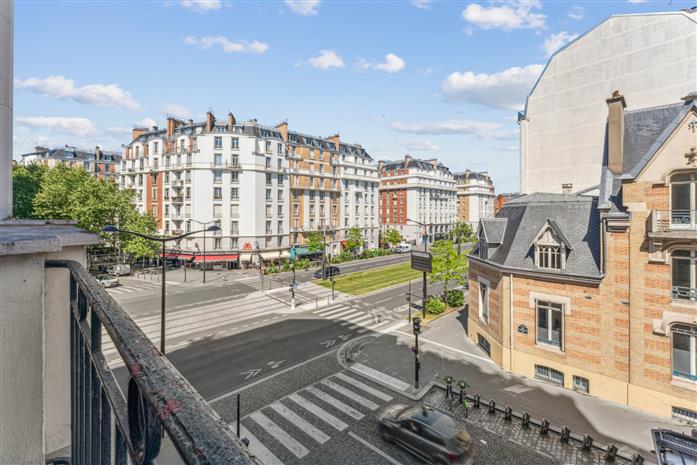 Bureau Location 75017 PARIS 35 BOULEVARD BERTHIER