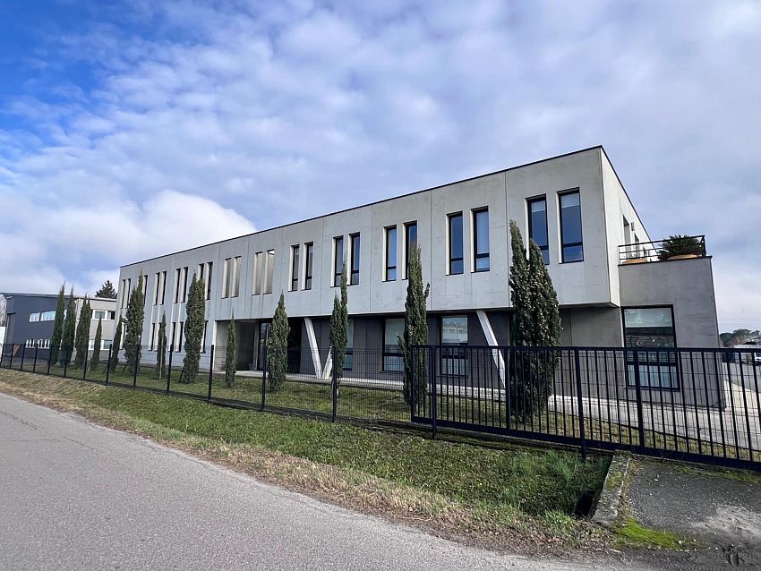 Chargement de l'image...