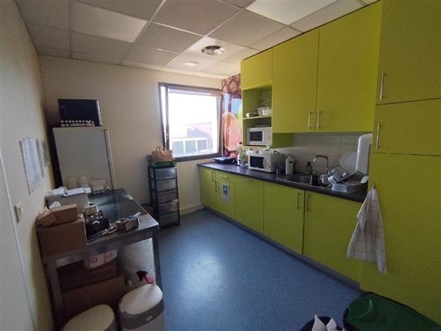 Bureau Location 13790 ROUSSET