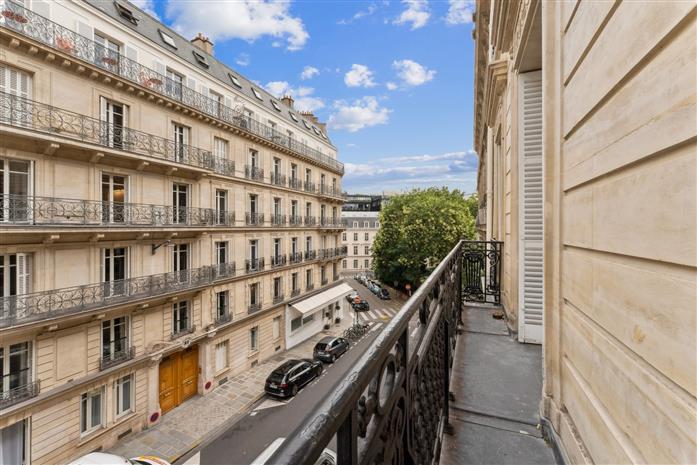 Bureau Location 75008 PARIS 3 RUE DE VIENNE