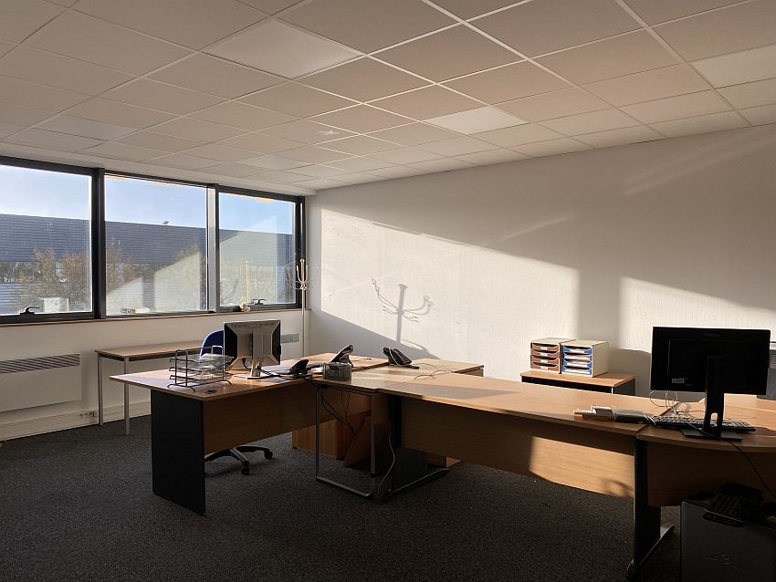 Local d'activités Location 77127 LIEUSAINT