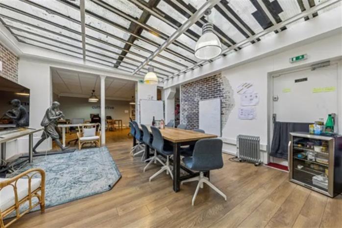 Bureau Location 75010 PARIS 237 RUE LA FAYETTE