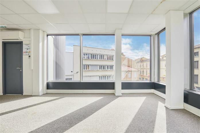 Bureau Location 69009 LYON 2 RUE DE LA CLAIRE