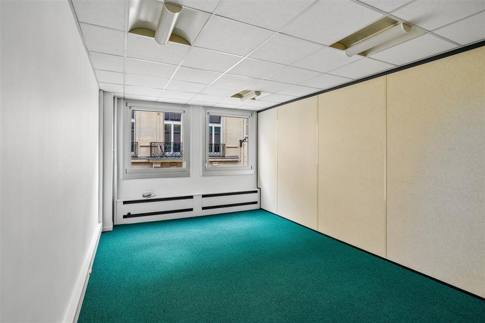 Bureau Location 75008 PARIS 29 RUE DU COLISEE