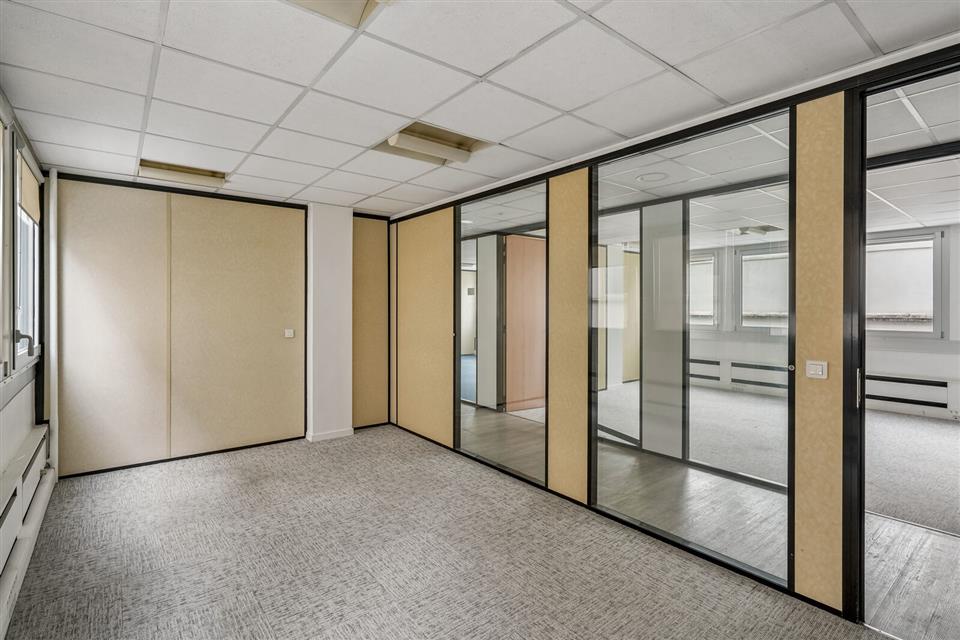 Bureau Location 75008 PARIS 29 RUE DU COLISEE