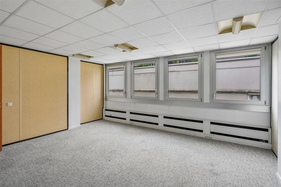 Bureau Location 75008 PARIS 29 RUE DU COLISEE